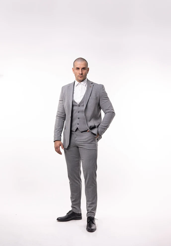 Silver svetlosivo slim fit muško trodelno odelo &ndash; Lugo fit