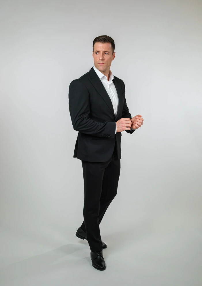 Crno slim fit muško dvodelno odelo – Napoli fit
