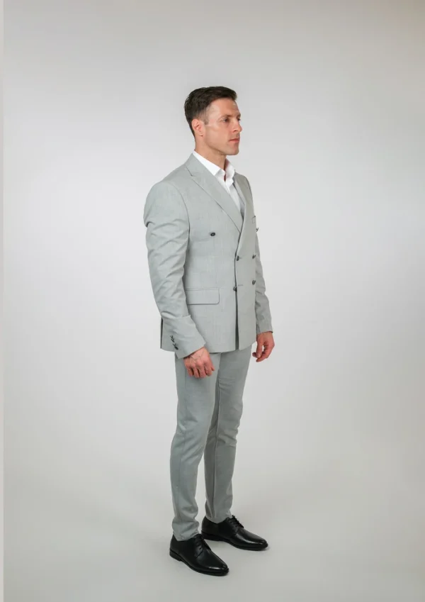 Silver svetlosivo slim fit muško dvodelno odelo Napoli Fit bočni full body prikaz