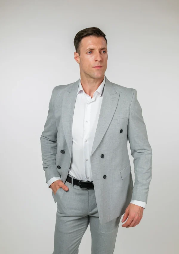 Svetlosivo muško odelo sa dvorednim kopčanjem Sport Fit elegantan prednji prikaz