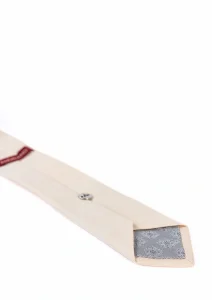 Krem kravata za muškarce detalj materijala