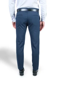 Teget pantalone za muškarce zadnji izgled